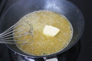 Pasta met garnalen en knoflook stap 1