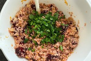 couscous met rode bieten en amandel stap 3