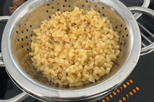 Macaroni met gehaktballetjes stap 1