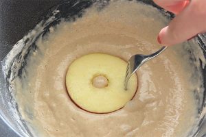 Appel pannenkoeken maken stap 3