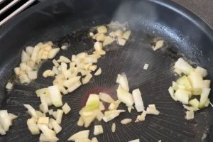 pasta met roomsaus stap 1