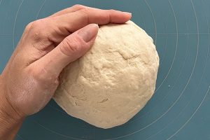 Quattro formaggi pizza stap 2