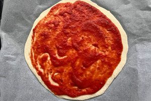 Quattro formaggi pizza stap 4