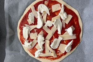 Quattro formaggi pizza stap 5