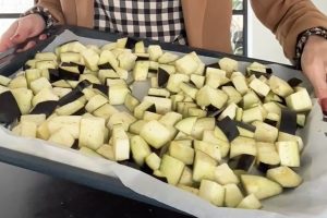 aubergine curry stap 1