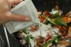 rode curry met kip stap 3