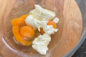 Bladerdeeg broodjes met ei stap 1