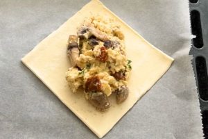 Bladerdeeg broodjes met ei stap 4