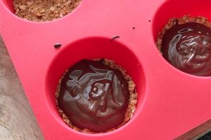 Chocolade pinda cups stap 5