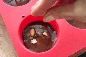 Chocolade pinda cups stap 6