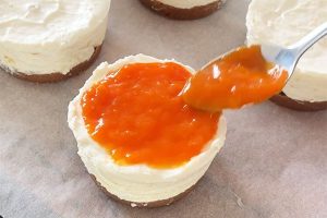 oranje mini cheesecakes stap 6