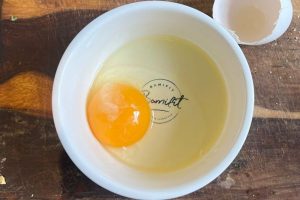 carrot cake baked oats stap 1