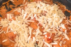 Tortellini met tomaten roomsaus stap 5