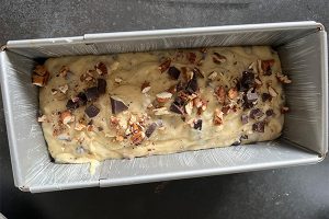 Bananencake met stukjes chocolade stap 6