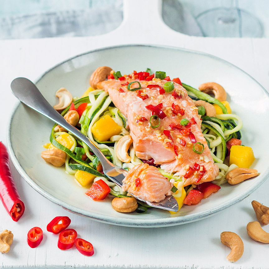 Courgetti met Oosterse zalm recept