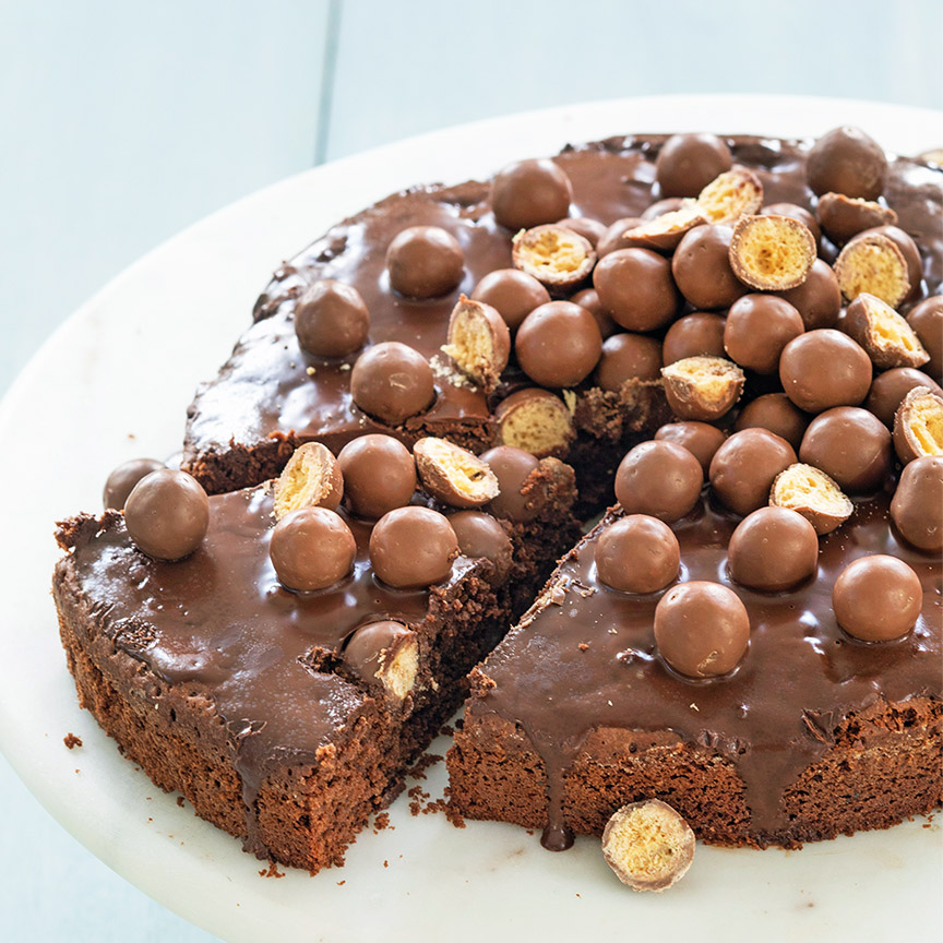 Brownietaart met Maltesers maken