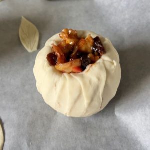 Appels in bladerdeeg stap 5