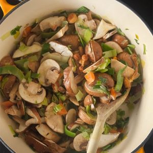 Romige groentestoof met bladerdeeg stap 3