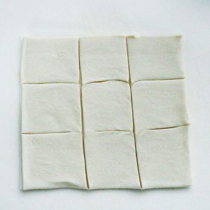 Knakworstjes in bladerdeeg stap 1