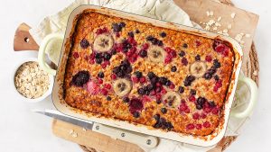 Gebakken havermout met eiwitpoeder cake recept