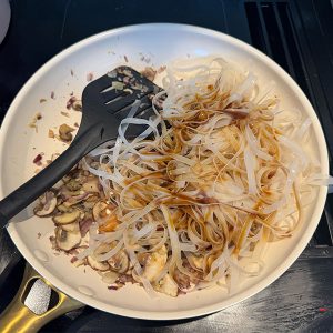 Pad thai recept: Thaise noedel roerbak stap 1