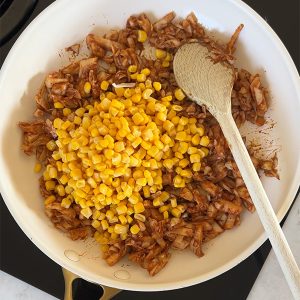 Pulled jackfruit taco's: een kruidig vegetarisch recept stap 4