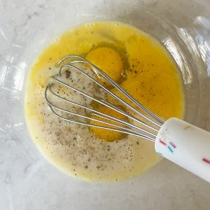 Omelet bakken stap 1