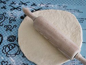 Pizzadeeg maken: makkelijk basisrecept stap 3