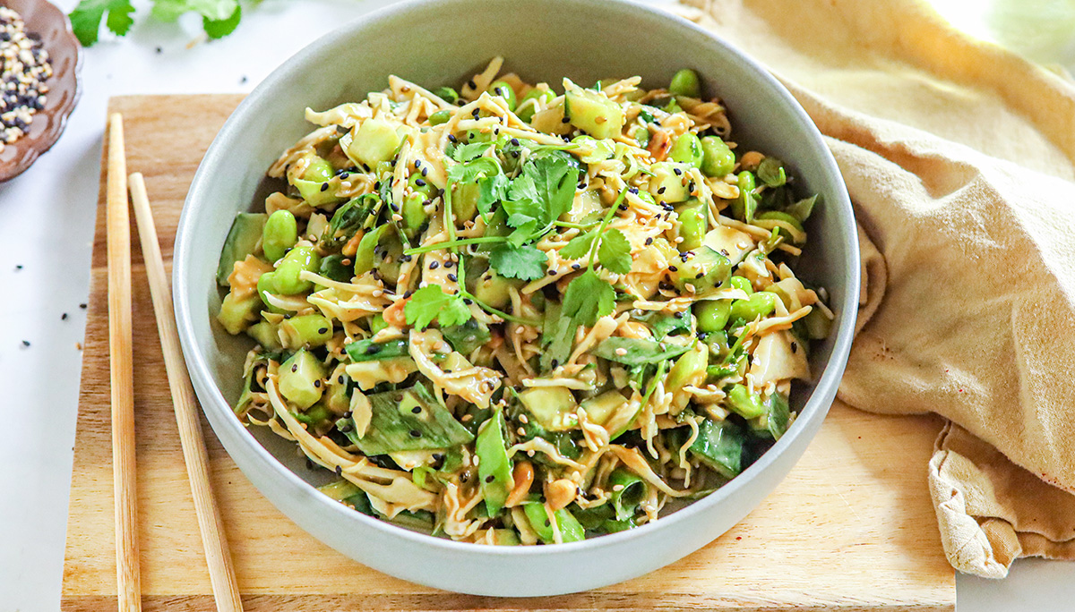 Edamame salade met pindadressing