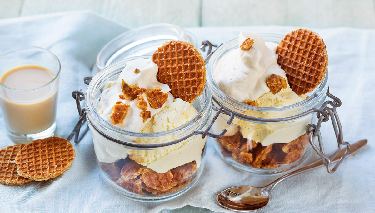 Stroopwafel toetje met ijs