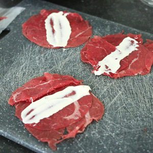 carpaccio rolletjes stap 2